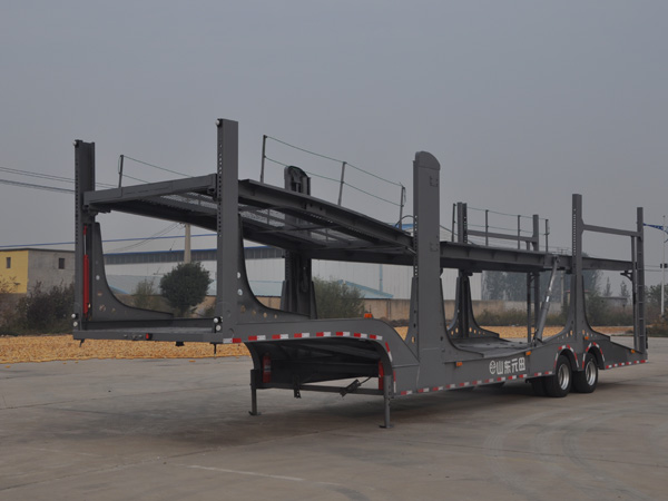 車輛運輸半掛車